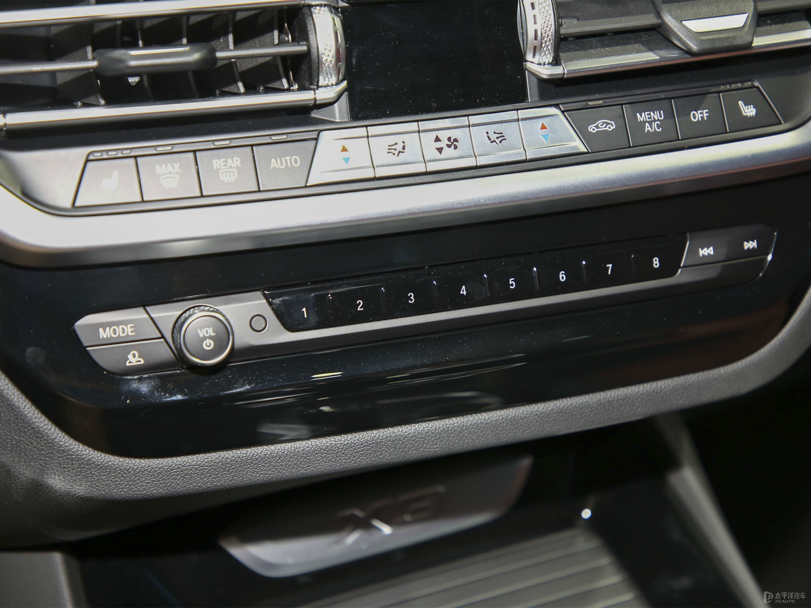 寶馬X3 2022款 xDrive30i 尊享型 M曜夜套裝內(nèi)飾 工藝與奢華的完美融合