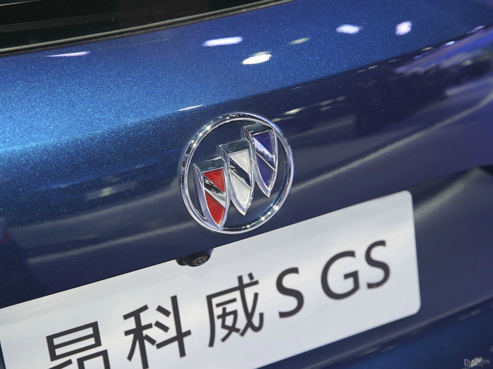 昂科威S 2021款四驅(qū)GS基本型外觀解析 運(yùn)動美學(xué)與硬朗氣質(zhì)的融合